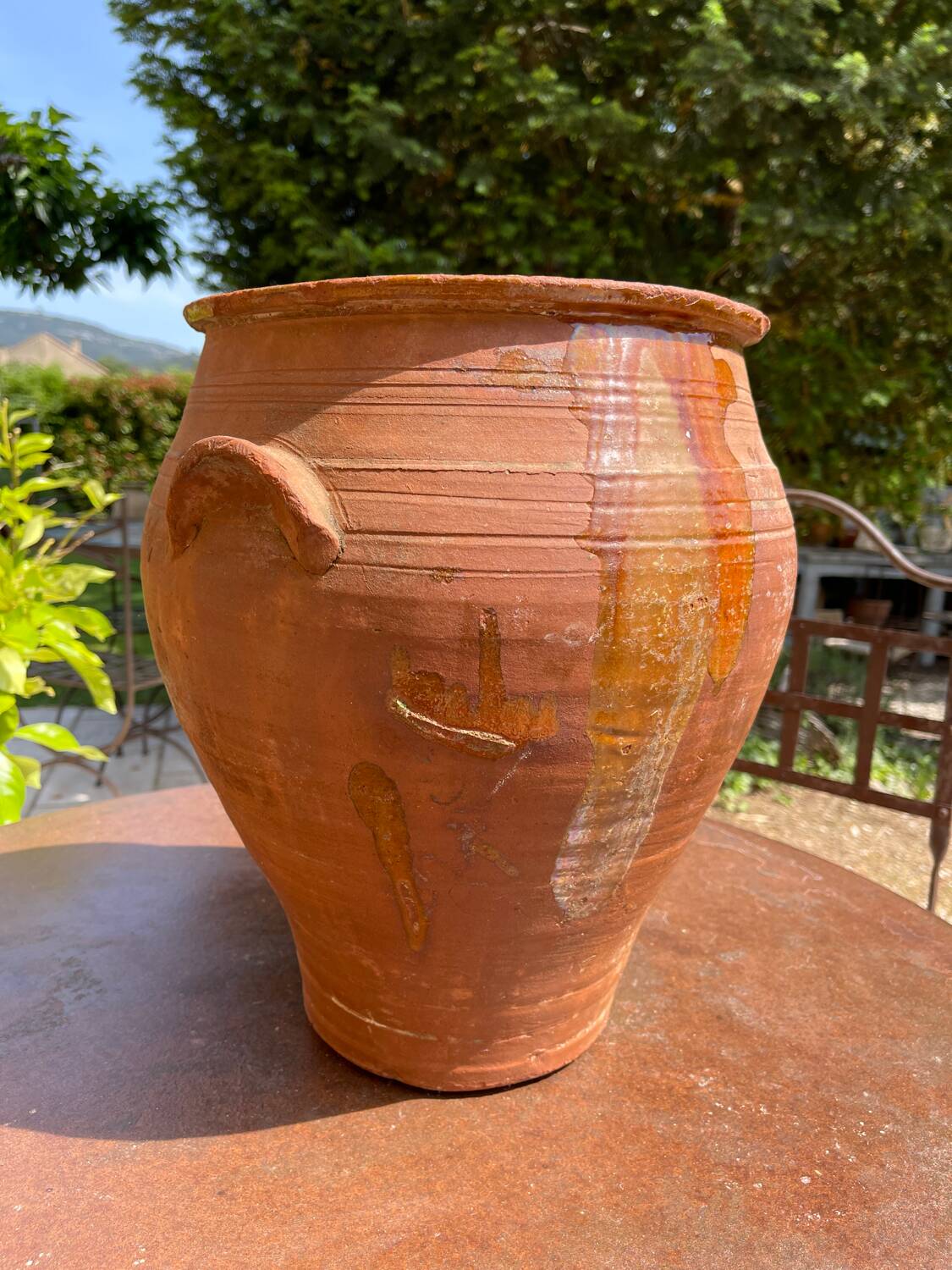 Ancient terracotta pottery jar