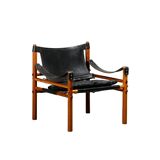 Fauteuil lounge Sirocco Safari d'Arne Norell en palissandre et cuir noir, Suède