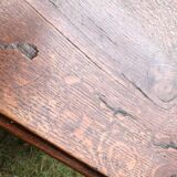 Coffre en bois sculpté et estampille a. dubois