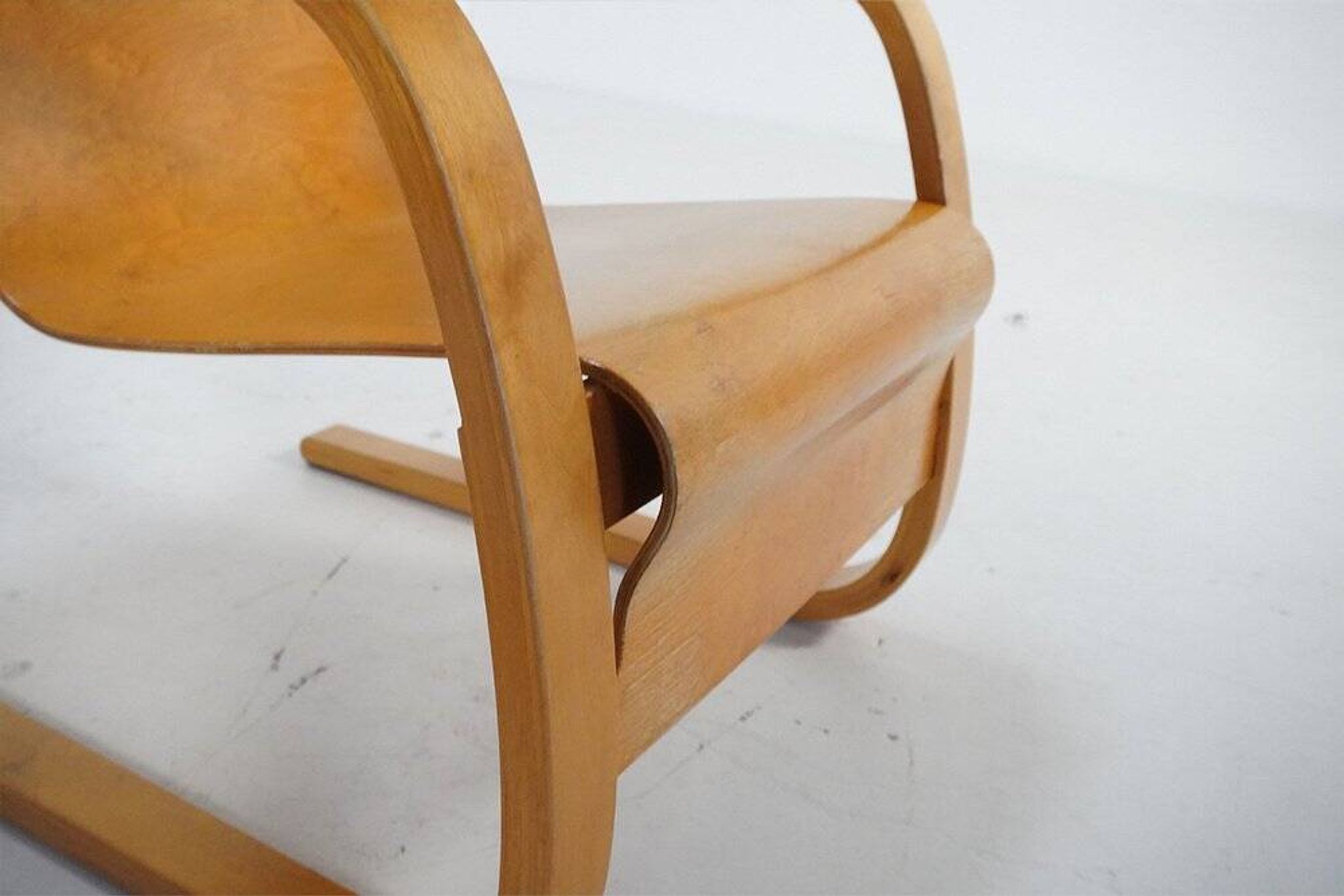 Ensemble de chaises longues cantilever n° 31 par Alvar Aalto, années 1930.