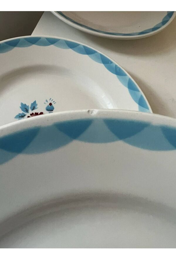 Ensemble de 8 assiettes plates Moulin des loups modèle Charentes