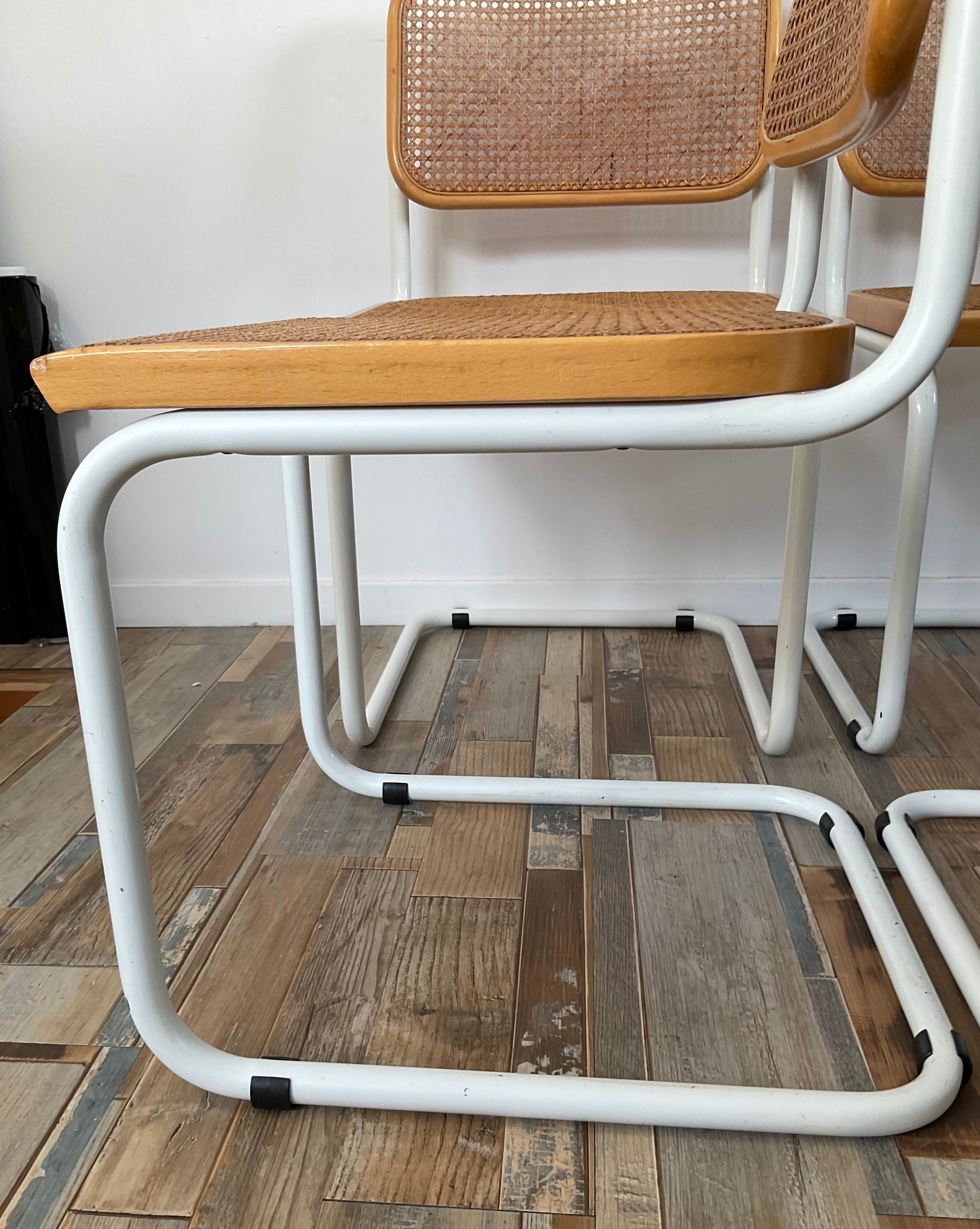 Serie Of 4 Chairs Marcel Breuer Cesca B32