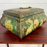 Old and large lithographed sheet metal box Japanese decoration