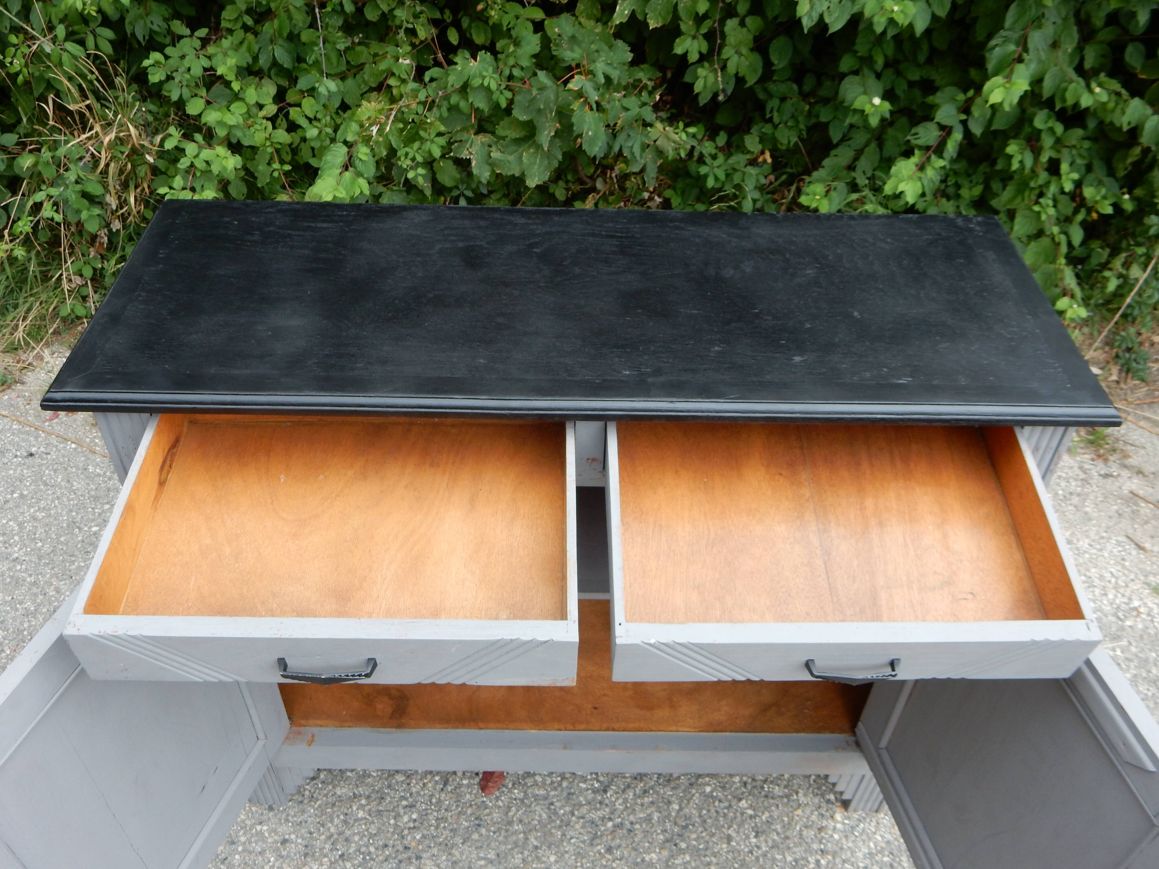 Superbe buffet parisien art déco gris patiné et noir