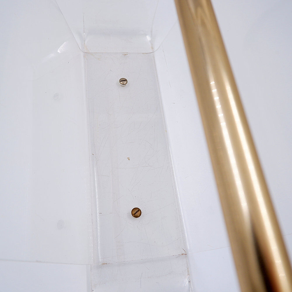 "Omega" magazine rack by David Lange, Roche Bobois plexiglass, 1970