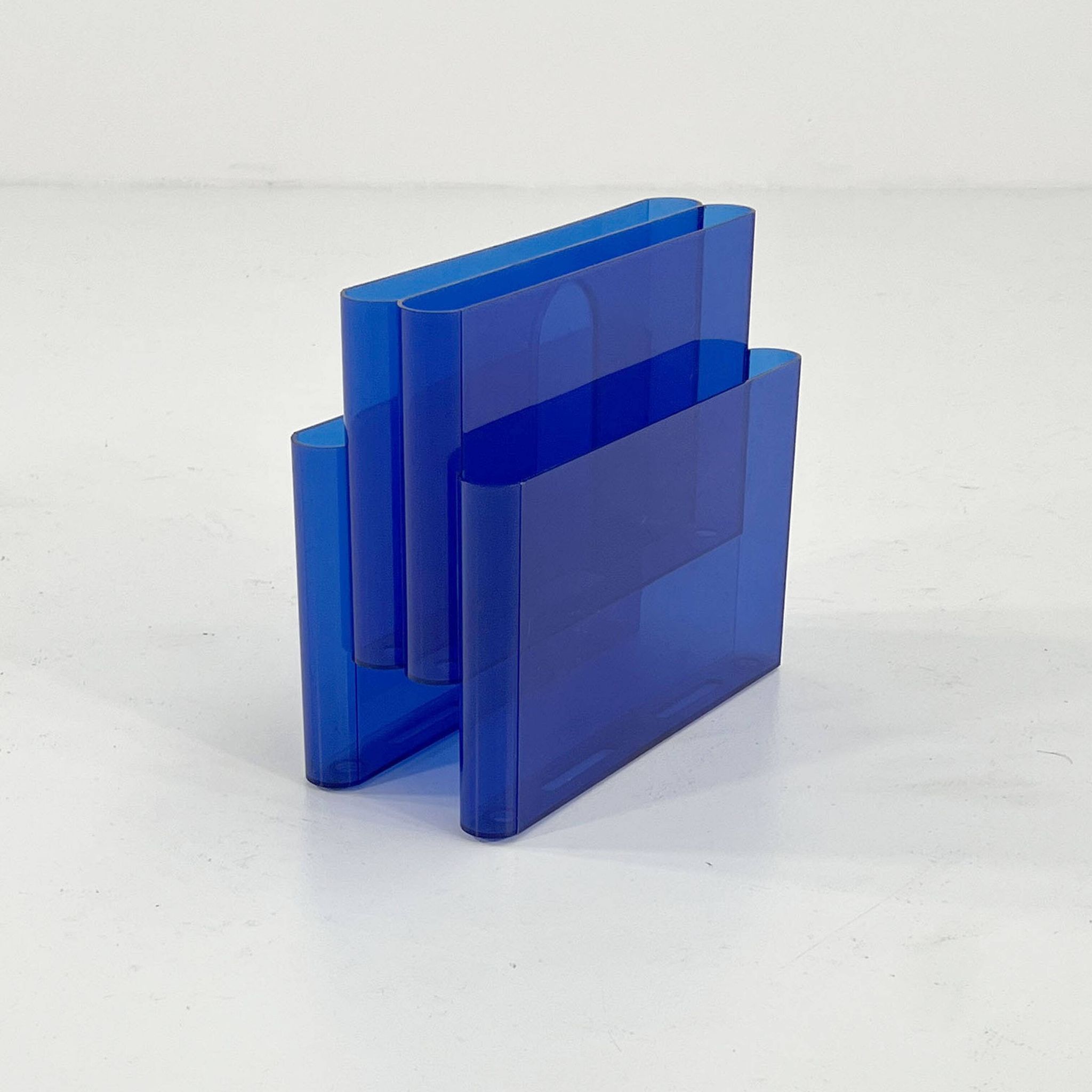 Transparent blue magazine rack by Giotto Stoppino for Kartell, 1970
