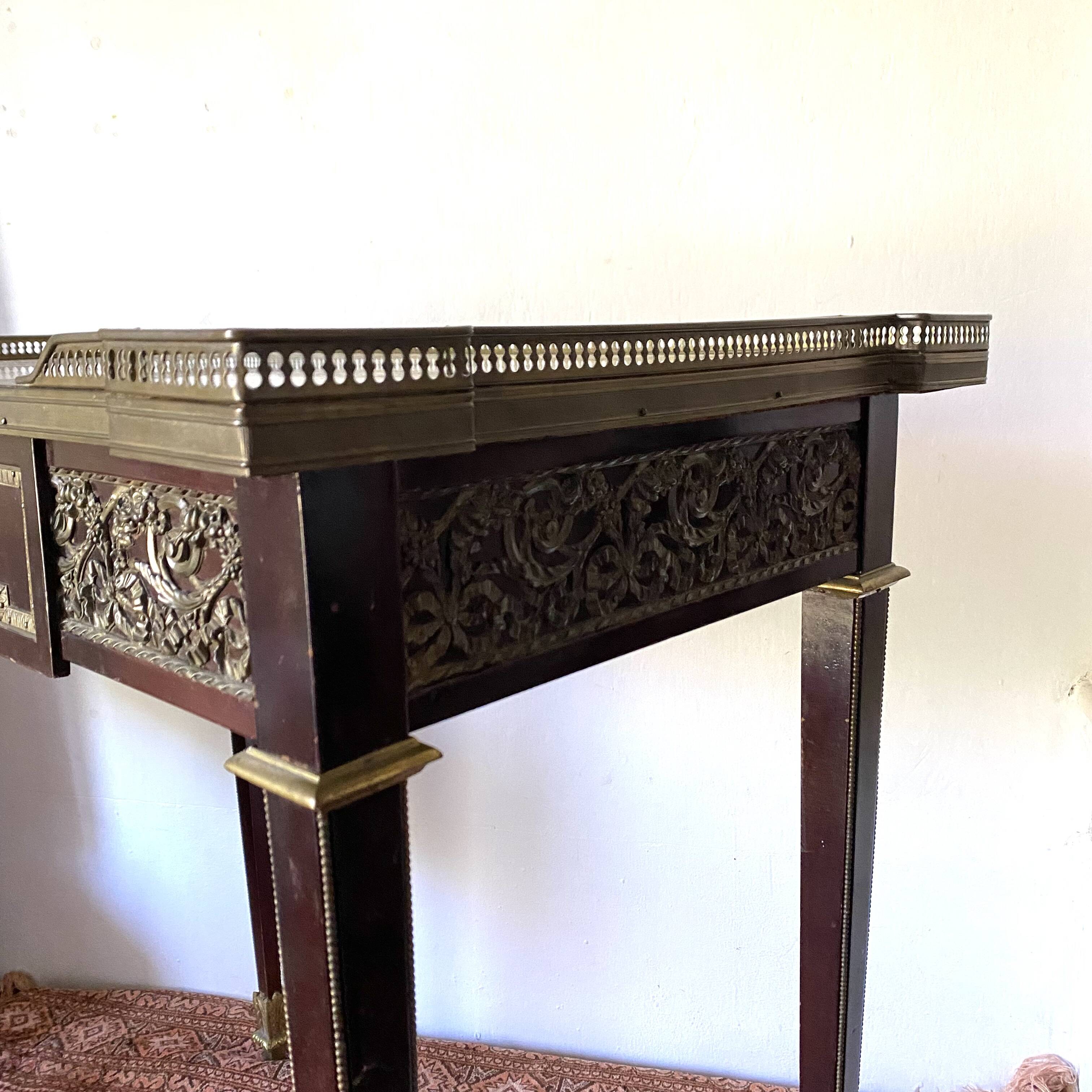 Living room table, Louis XVI style desk in wood, marble and brass