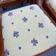 4 chaises en bois massif et tissu jaune fleurs Louis Philippe