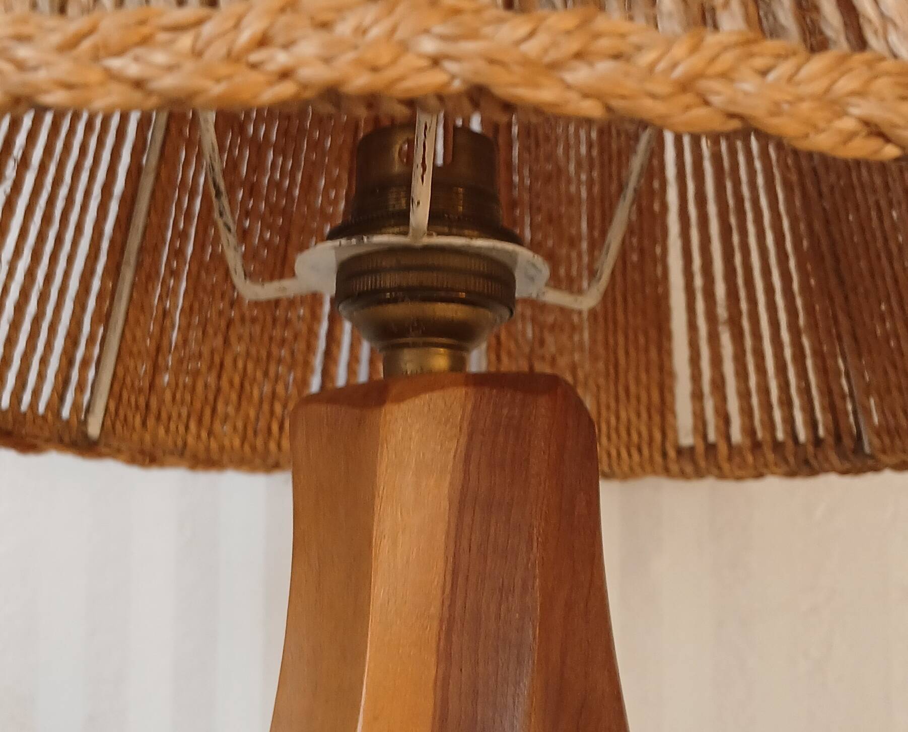 "Noll" lamp in wood and rope, circa 1950
