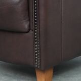 English style round leather club chair in very good condition