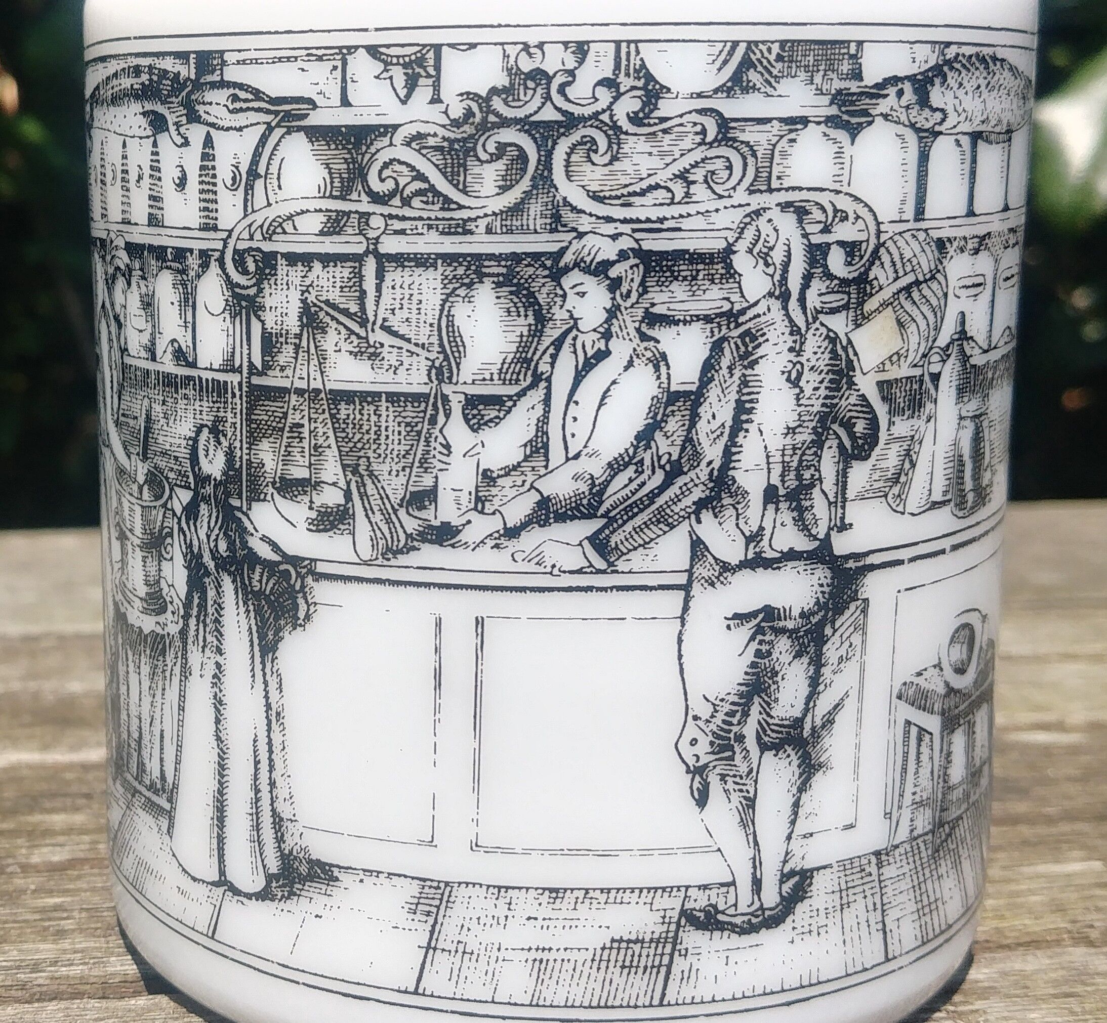 Antique pot in white opaline decorated with apothecary scene
