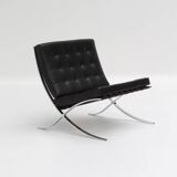 Barcelona chairs by Ludwig Mies van der Rohe for Knoll, 1980s