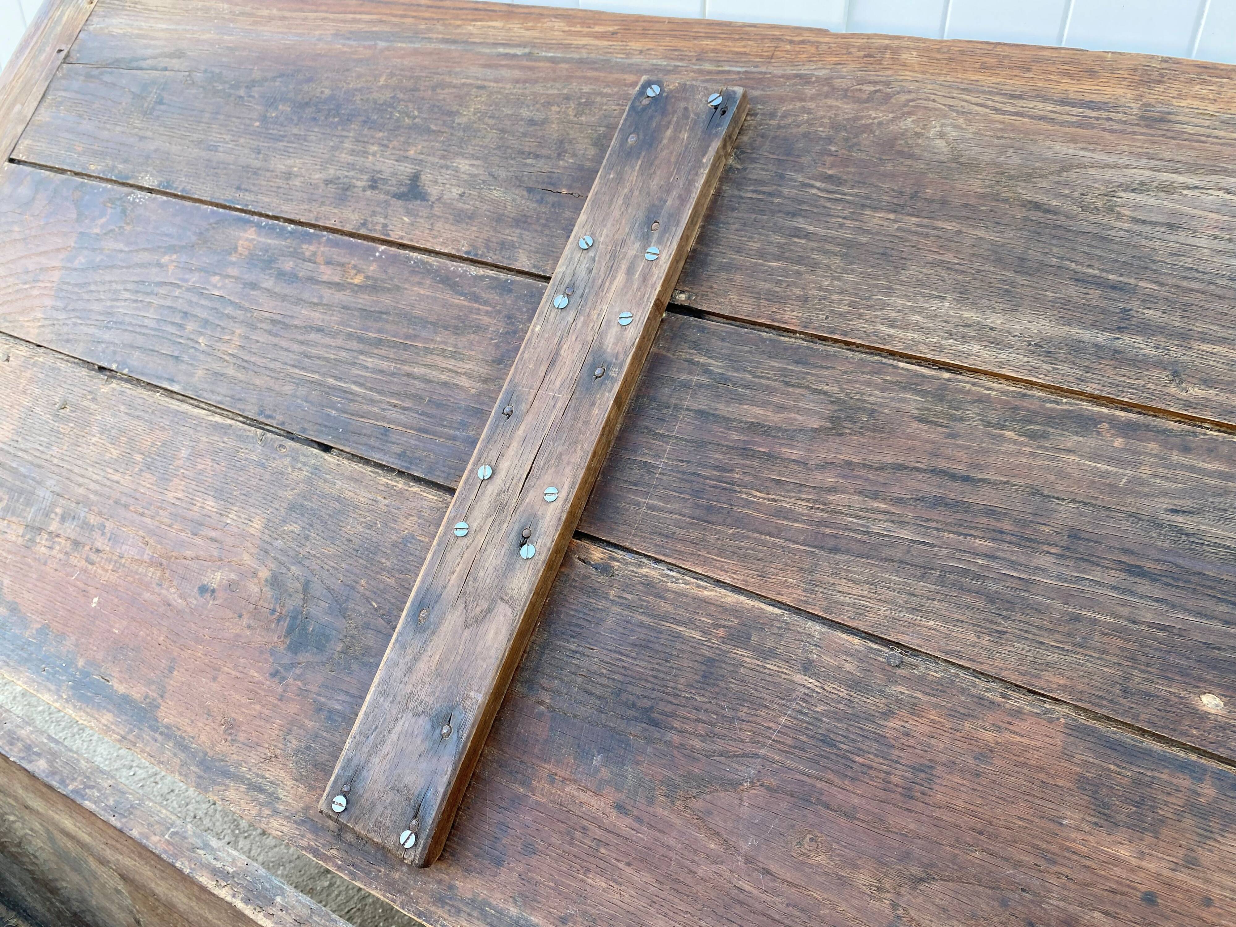 Antique 19th century solid oak hut