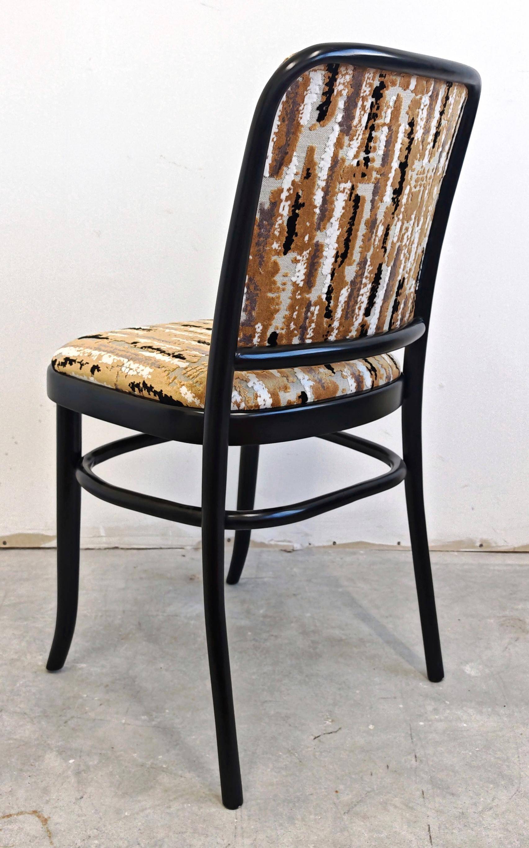 Set of 4 curved wood dining chairs by Josef Hoffmann for Mundus.