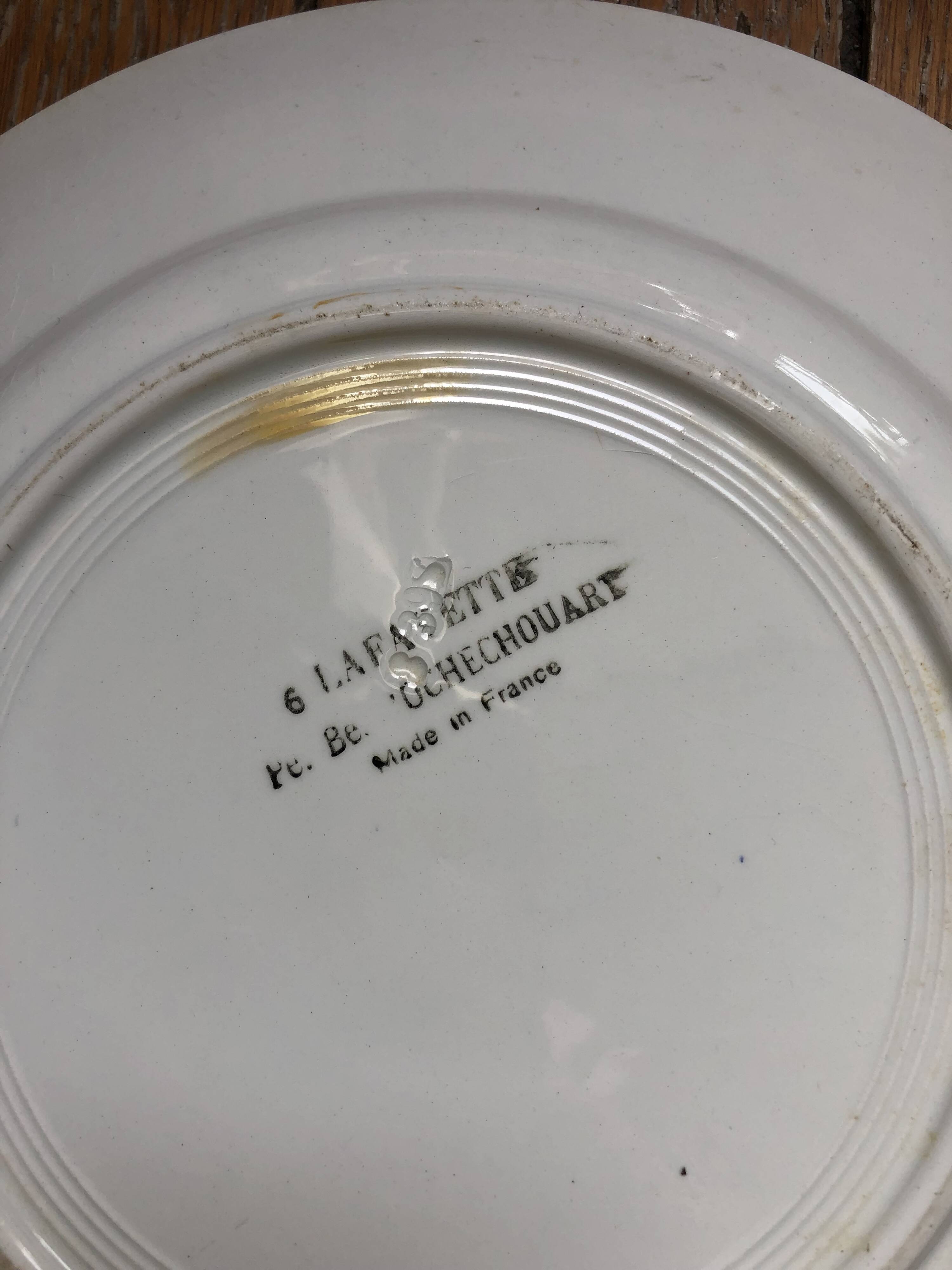 Vintage 30's serving dish stencil décor