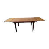 Scandinavian with extension dining table