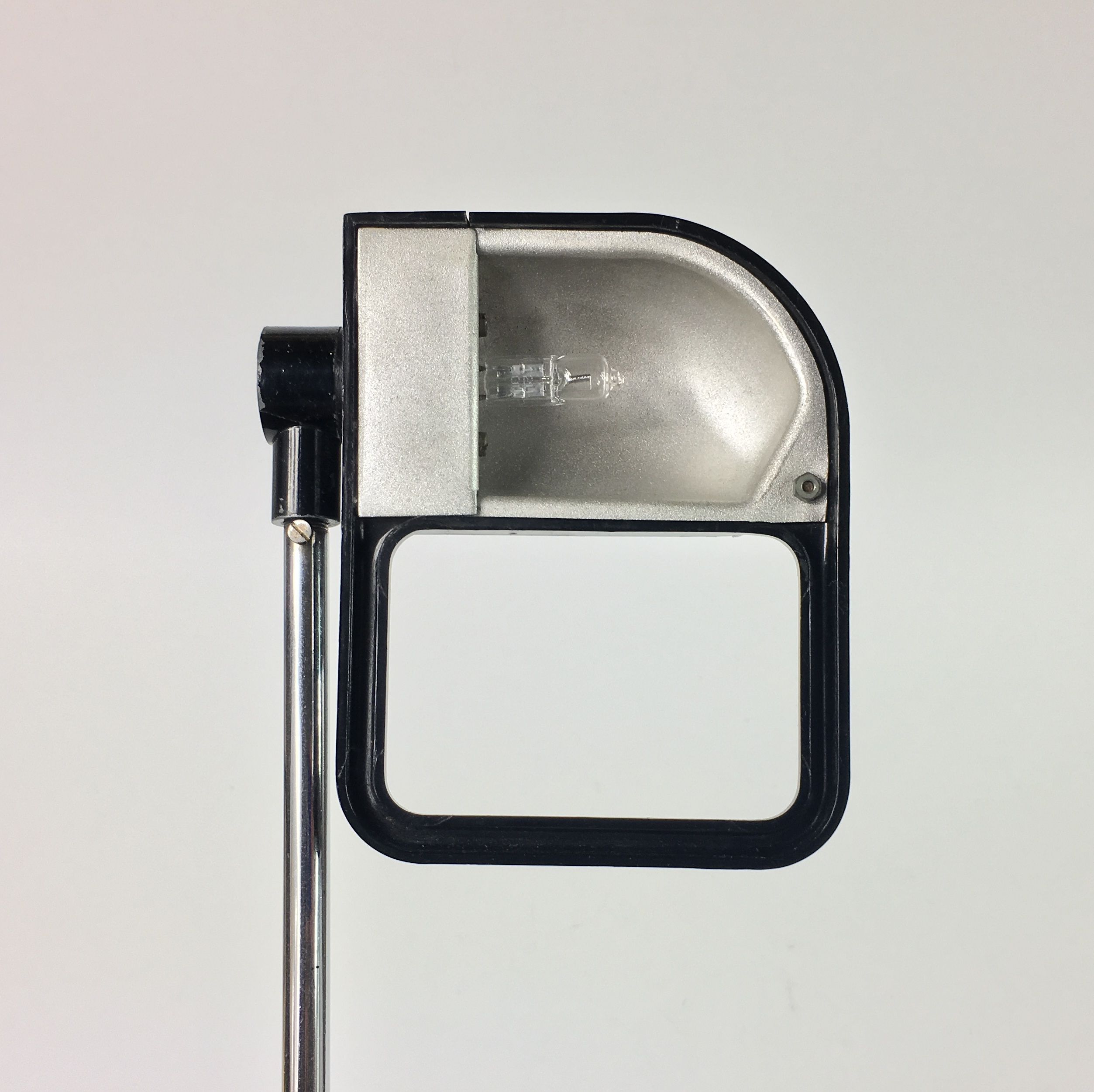Maniglia table lamp by De Pas, D'Urbino and Lomazzi for Stilnovo, 1970s