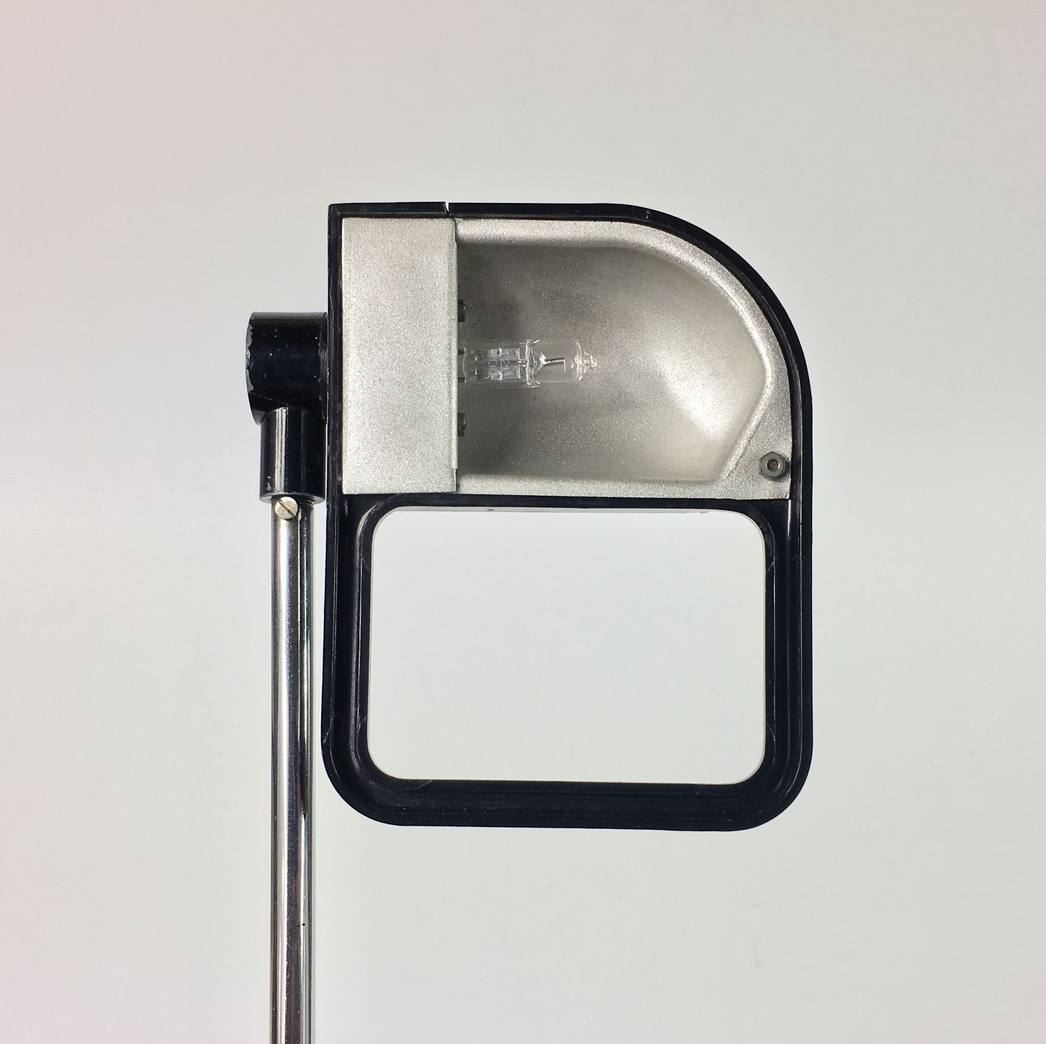 Maniglia table lamp by De Pas, D'Urbino and Lomazzi for Stilnovo, 1970s