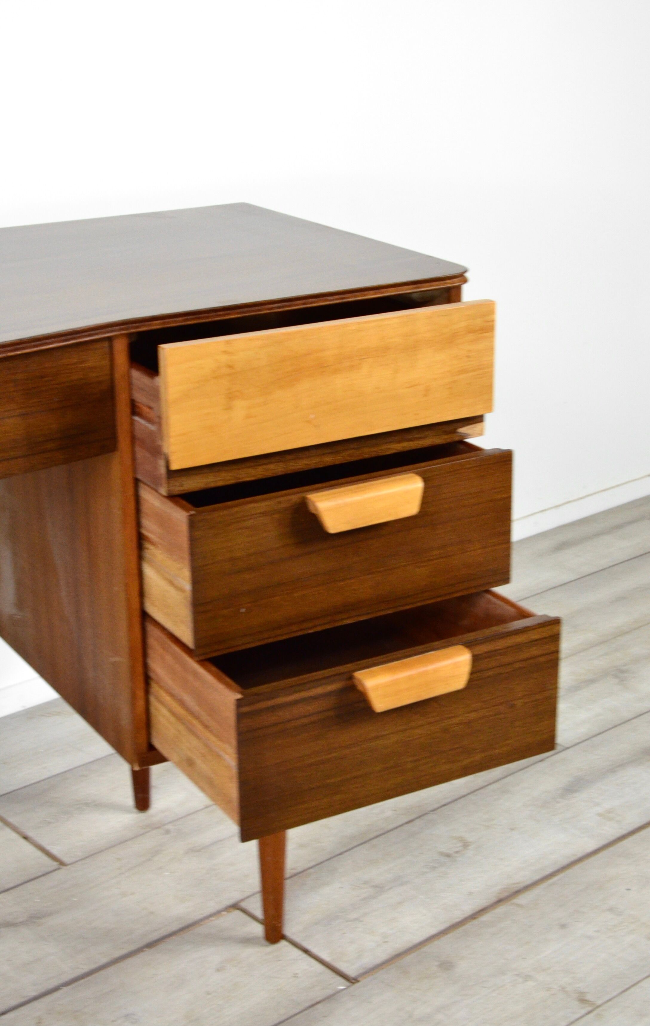 Midcentury Uniflex Walnut And Beech Concave Desk Designed By Gunther Hoffstead .