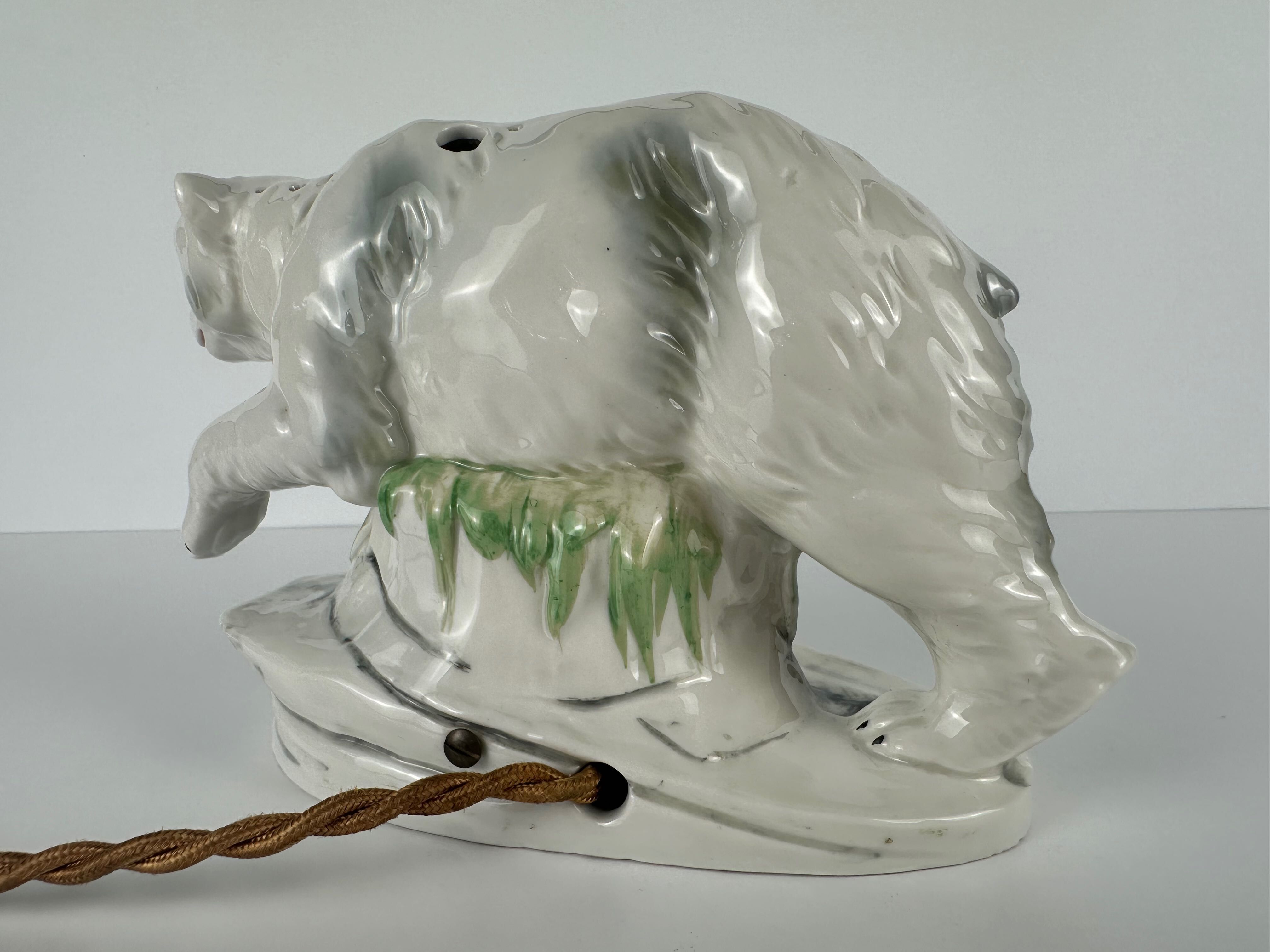 Lampe art déco (parfum) – ours polaire