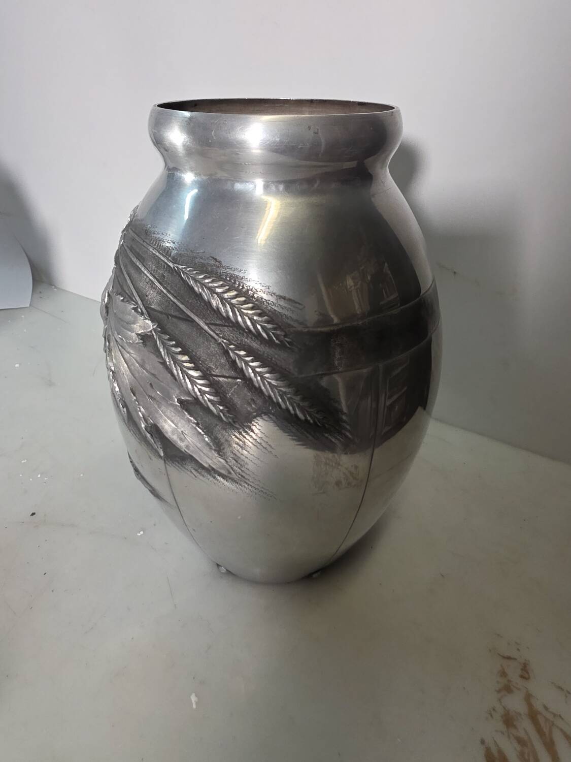 Art Deco vase in repoussé tin Signed Houzeaux Floral decoration 30 cm