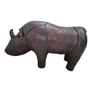 repose-pieds rhinocéros
