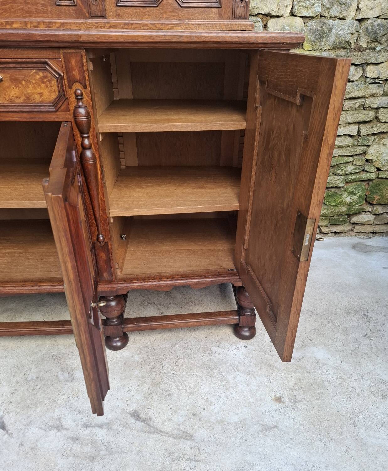 Buffet Enfilade