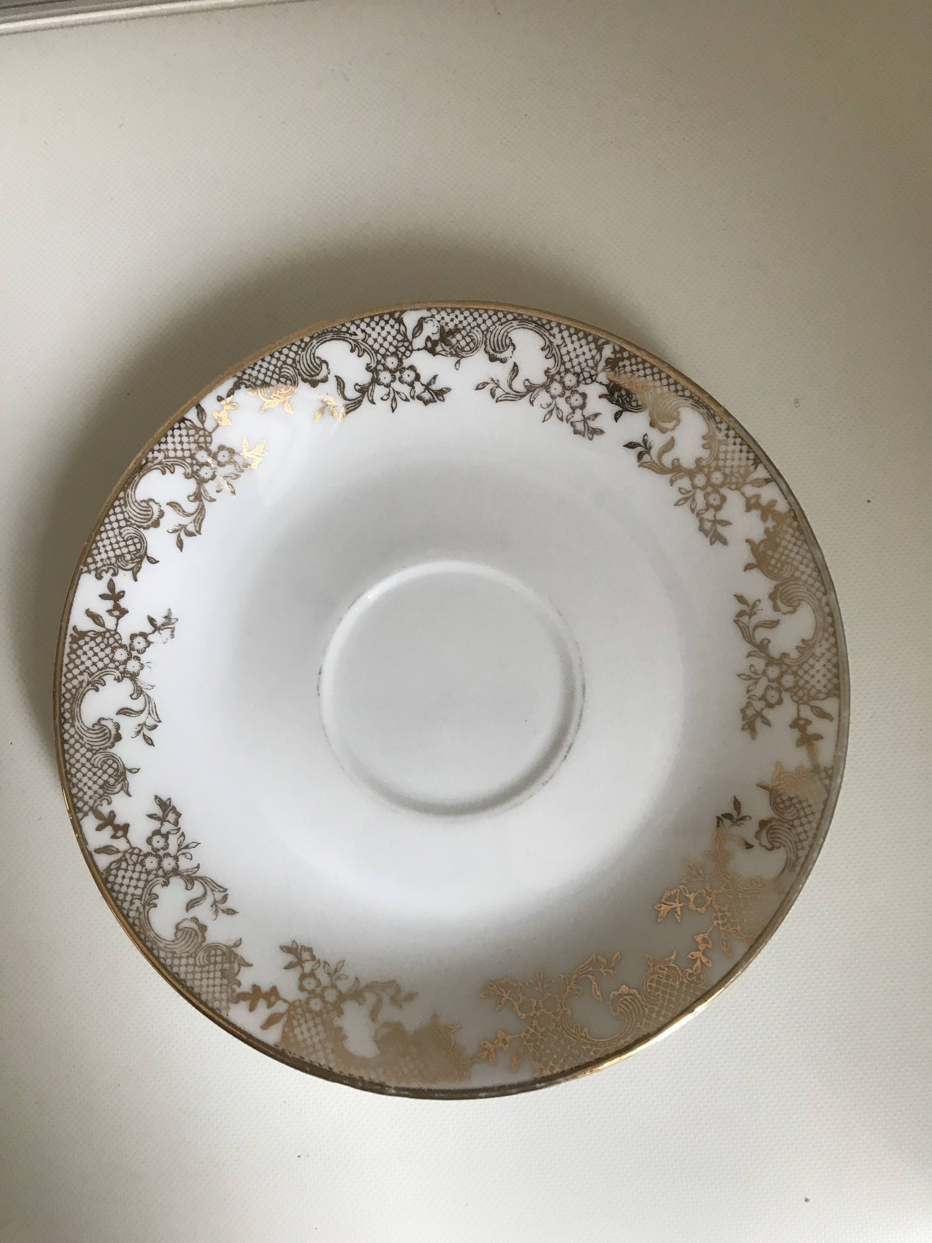 Porcelain cup
