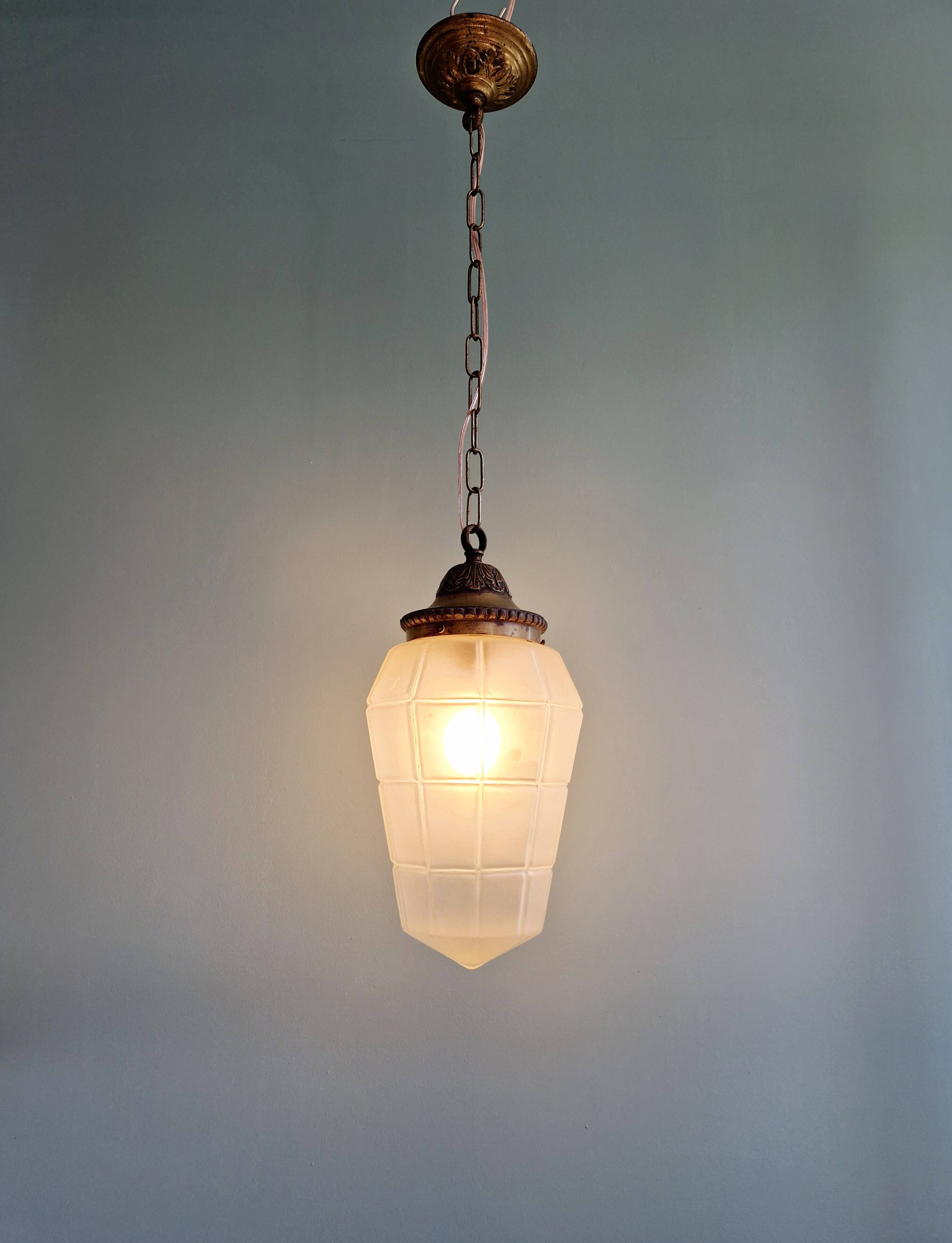 Art Deco pendant light in faceted satin glass, 1920s
