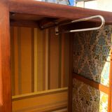 Asymmetrical cabinet