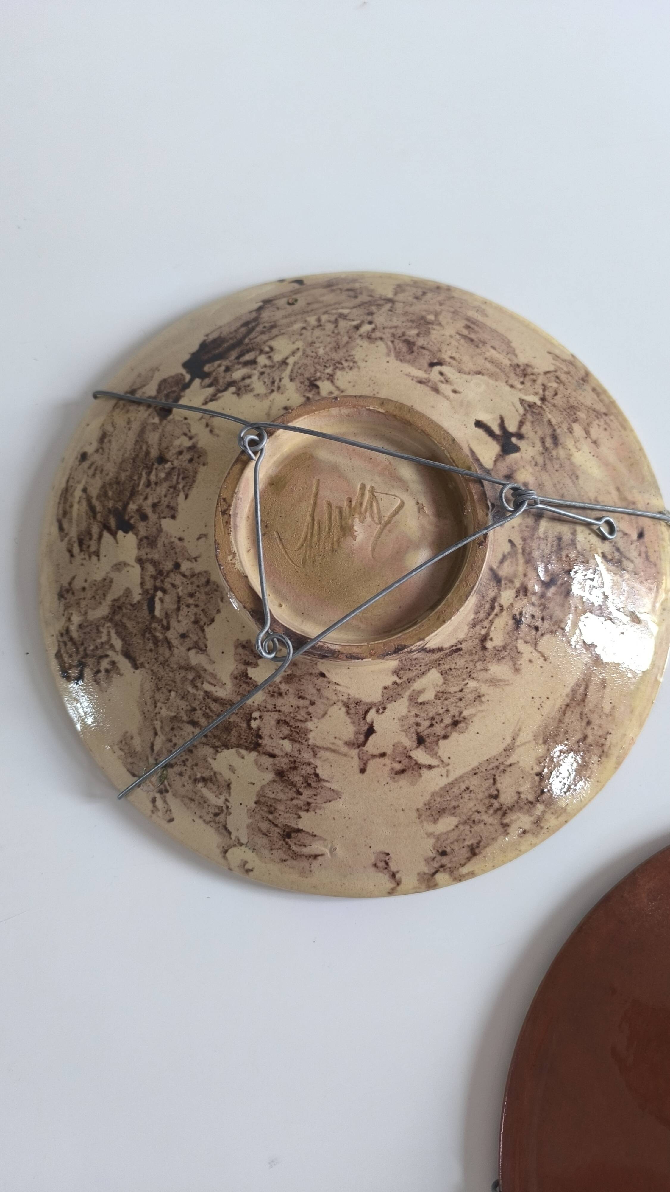 Pair of Salamo la Bisbal hollow dishes