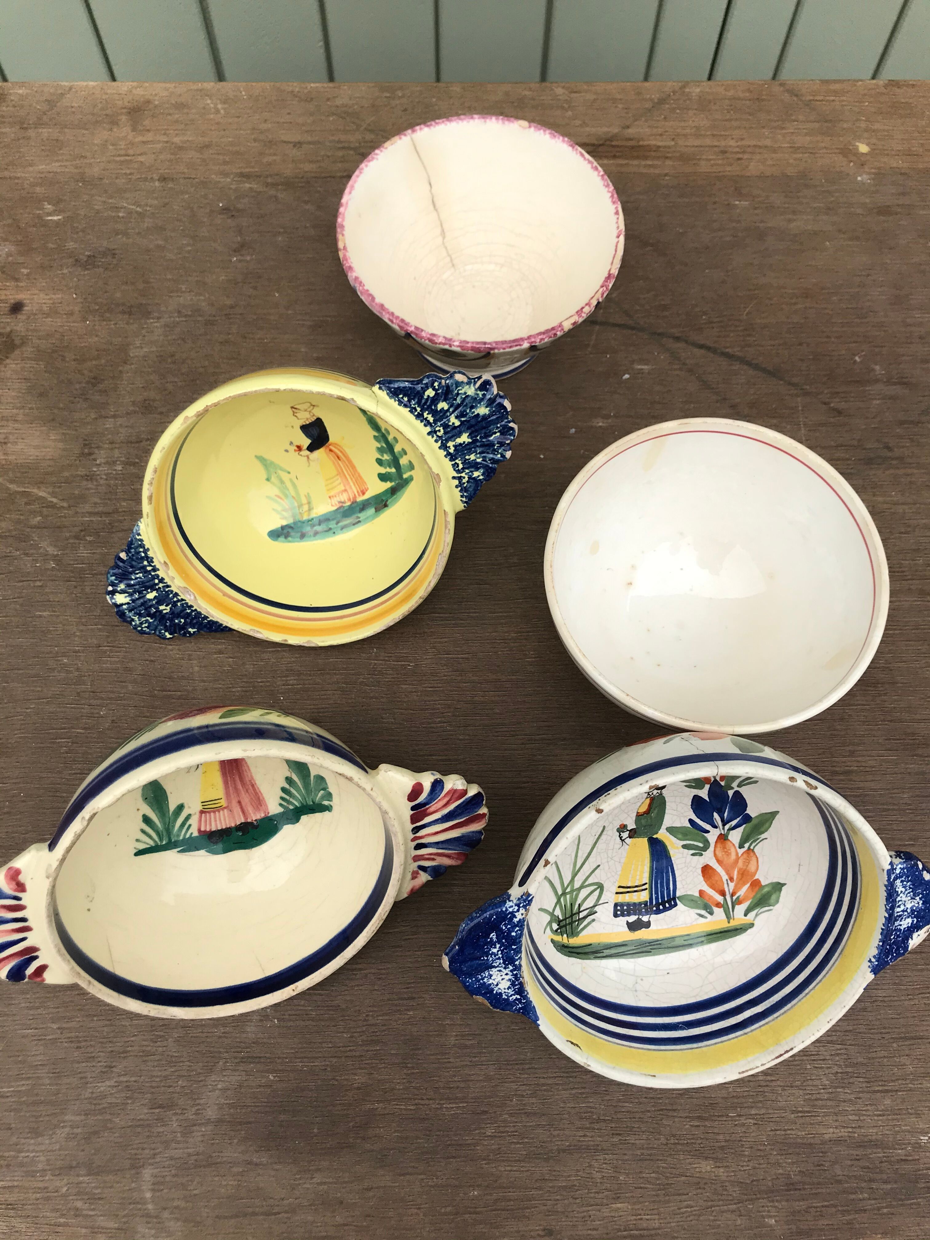 Set of 5 Breton cups Quimper