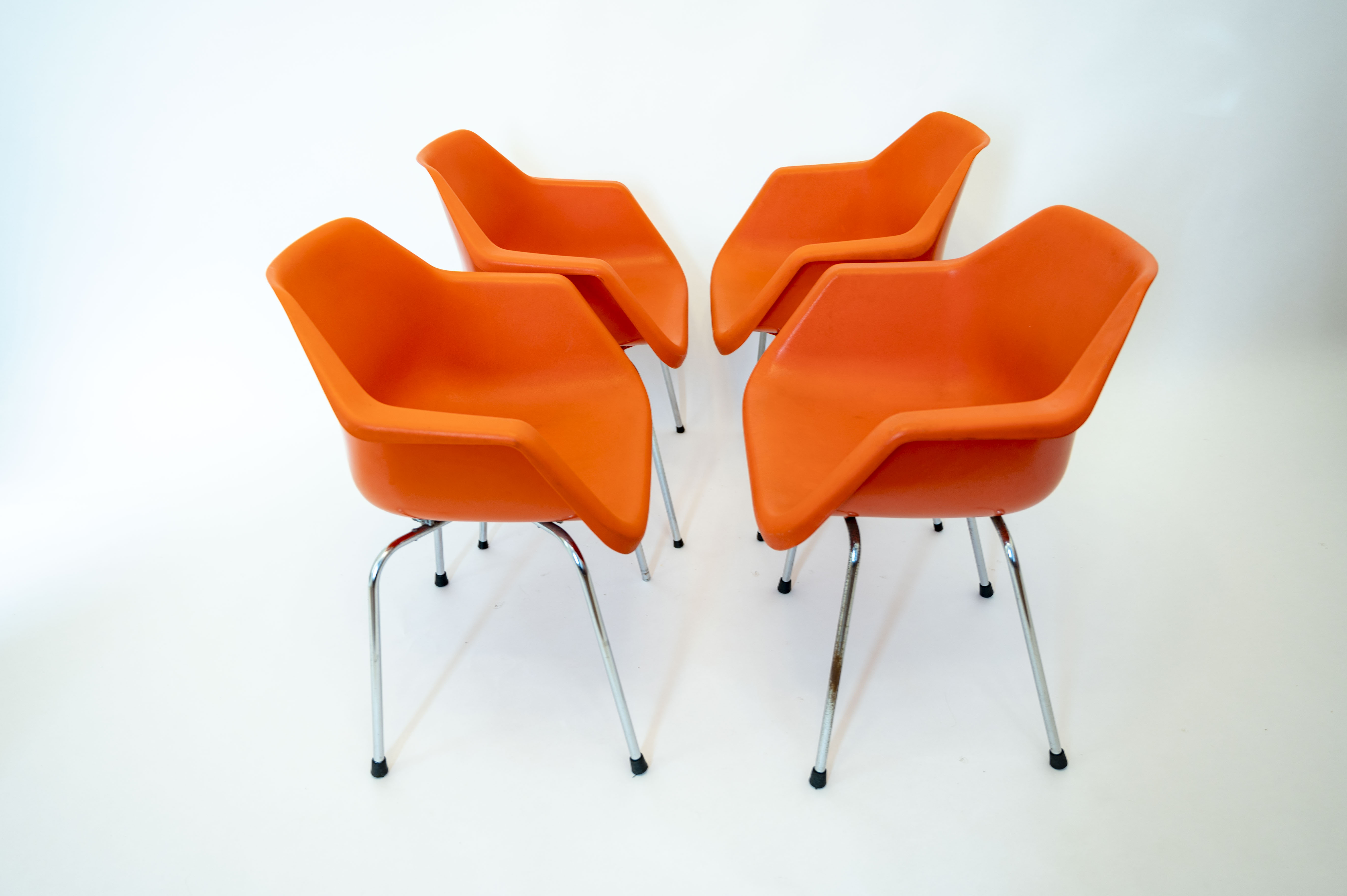 Set of 4 armchairs by Robin Day, for Hille, England, 1967