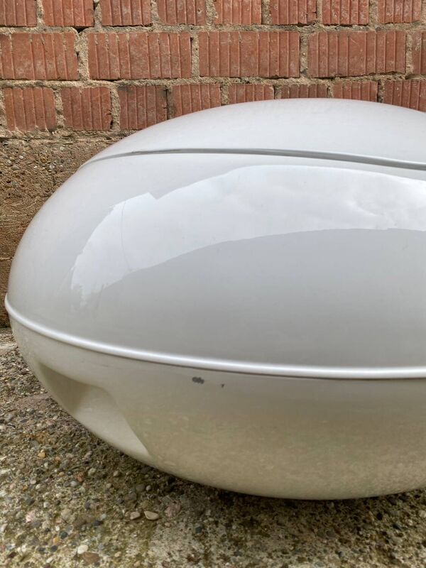 Fauteuil garden egg chair par Peter Ghyczy