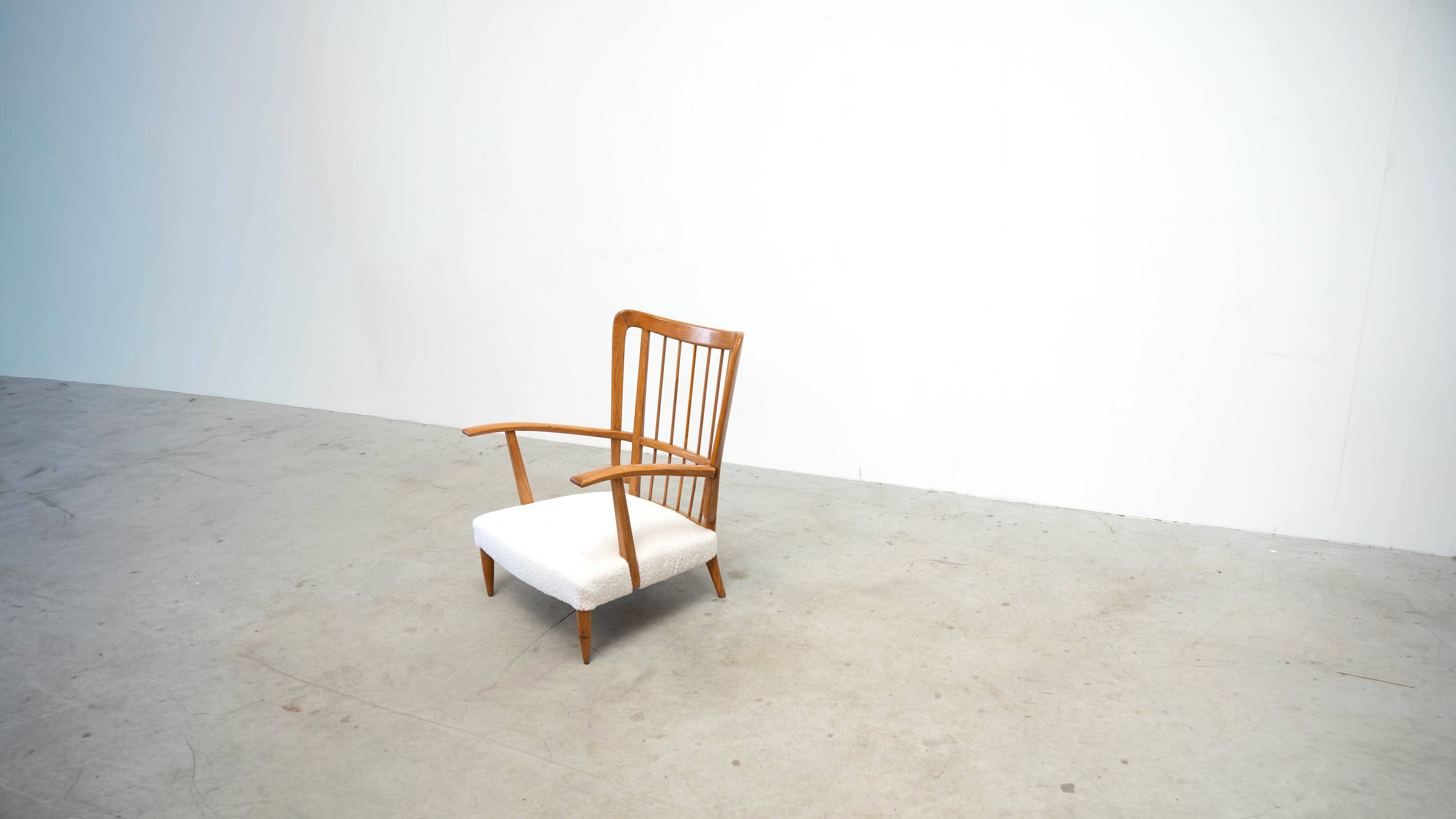 1970's Italian lounge chair inspired by Paolo Buffa