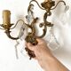 Paire d'appliques en laiton avec pampilles style rocaille