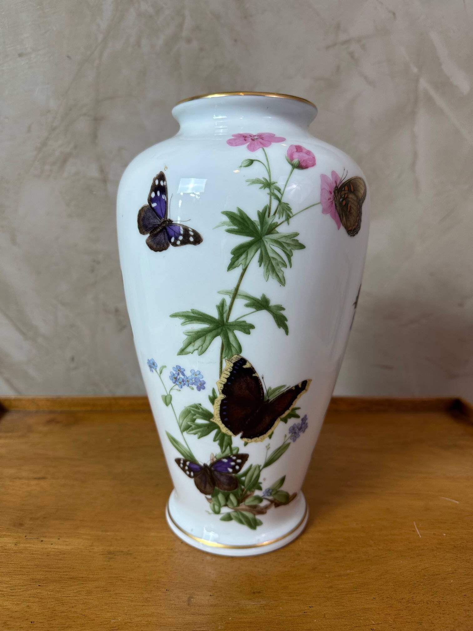Porcelain vase