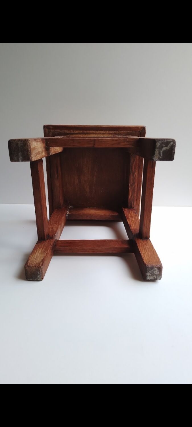 Tabouret en bois