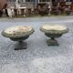 Pair of Medici vases in cast iron from the 19th century, 55cm wide.