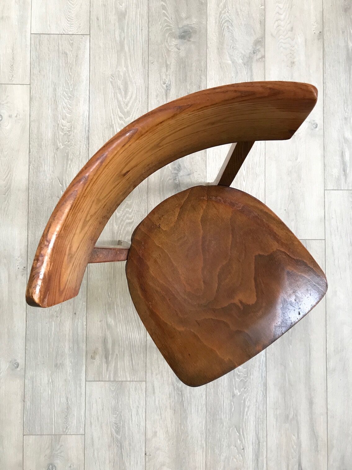 Lot of 16 bistro chairs