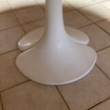 Tulip foot table