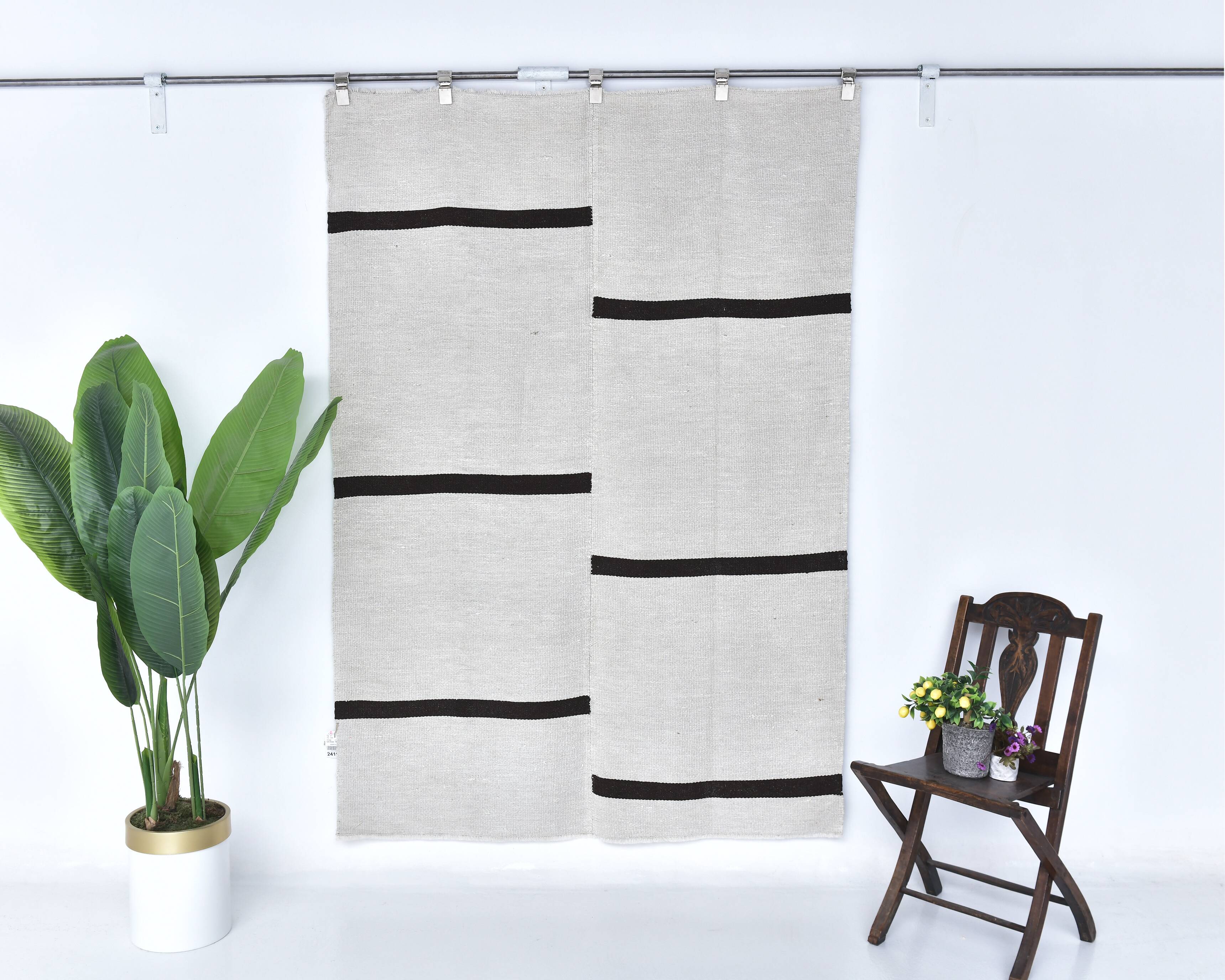 5x7 White Black Striped Turkish Vintage Rug 143x199Cm