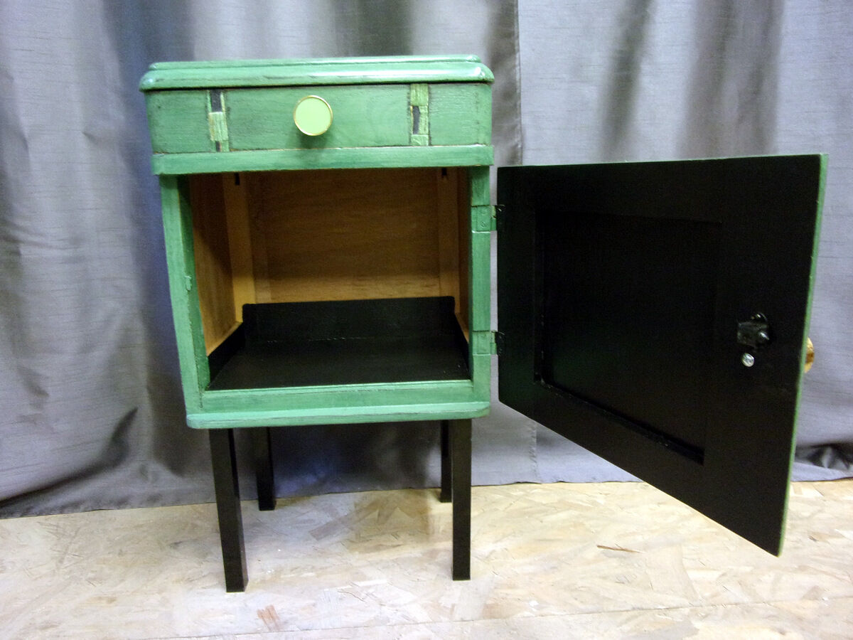 Chevet, art-deco back furniture revisited green and lily root