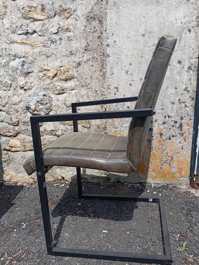 Set of 4 "Cantilever" chairs