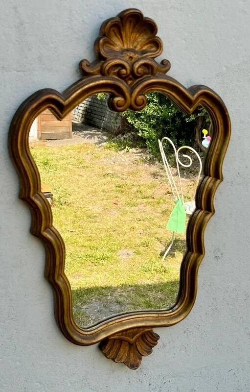 Baroque mirror in gilded wood from the 1960s – 65.5 x 42 cm – 2.5 kg