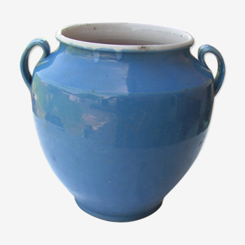 Blue ceramic pot