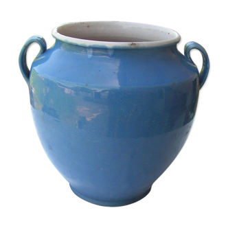 Blue ceramic pot