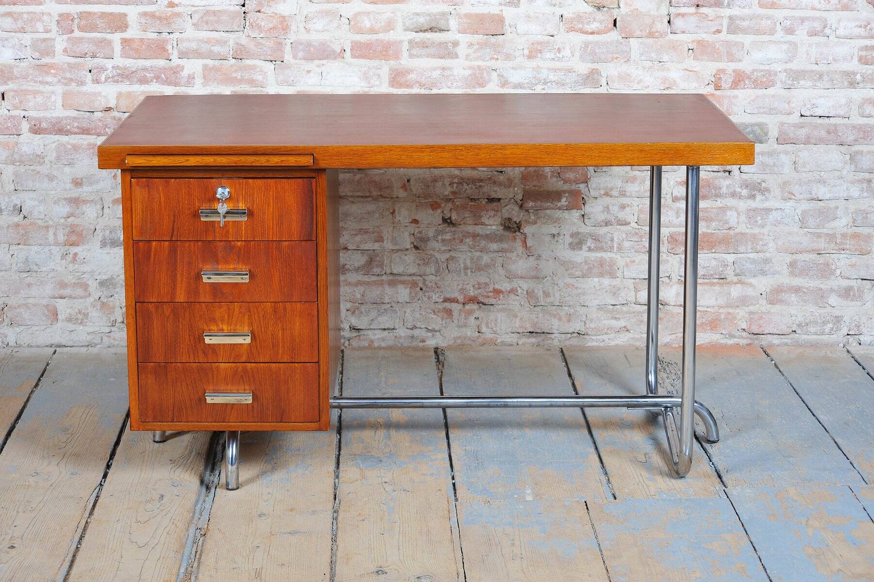 Bauhaus Writing Desk in Oak and Chrome attributed to Hynek Gottwald, Czechia, 1930s