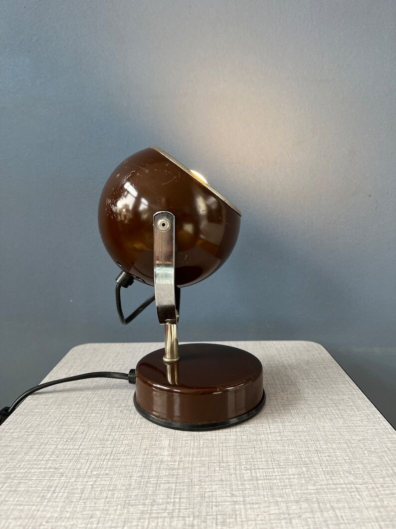 Space Age Eyeball table lamp