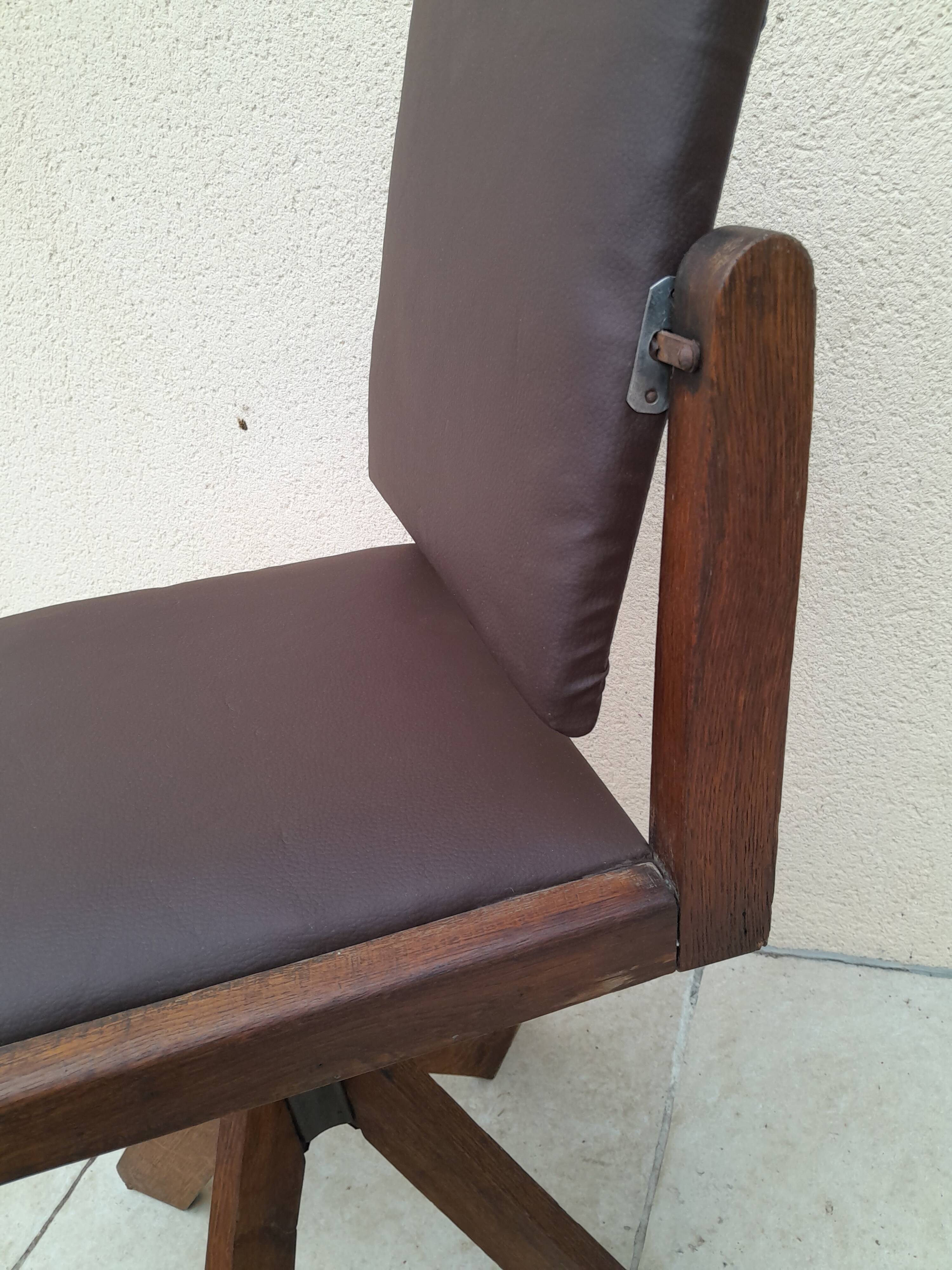 Ancienne chaise de bureau ou architecte tripode vintage